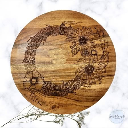 Chopping Board - Straw Floral Wreath with Personalisation