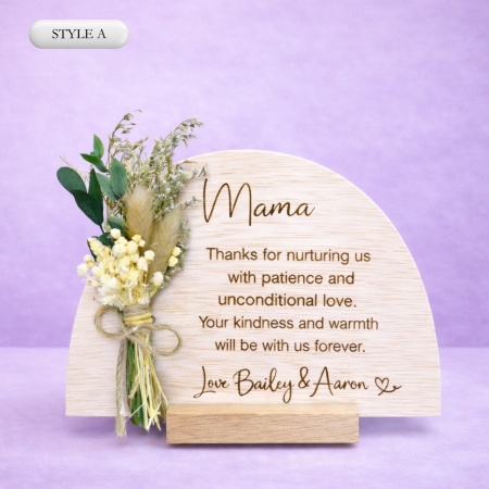 Personalised Engraved Mother’s Day Plaque with Mini Bouquet – Wooden Keepsake Gift for Mum