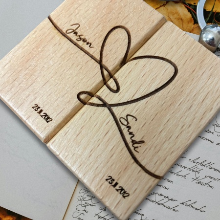 Personalised Couples Keyring – Engraved Wooden Set