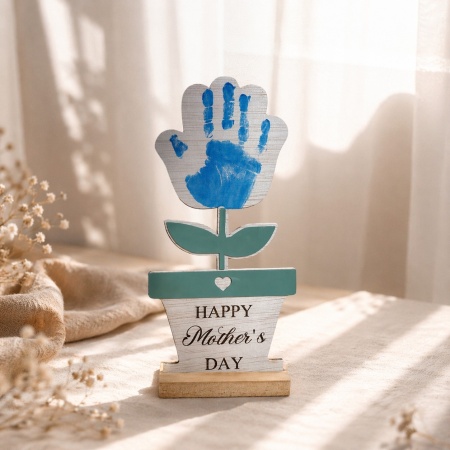 Personalised Handprint Mother’s Day Plaque – A Gift Made by Little Hands